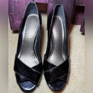 Gianni Bini Black Peep-Toe Heels with Elegant Design